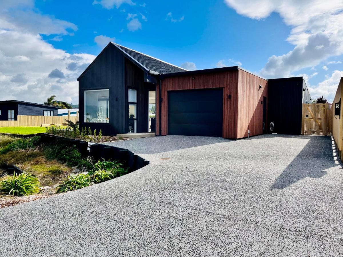 Sandy Palms - Home Away From Home Waihi Exterior photo